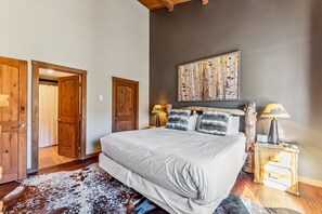 2 dormitorios, tabla de planchar con plancha, wifi y ropa de cama