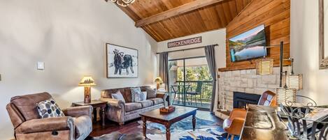 TV, fireplace, offices