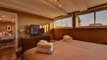 3 chambres, bureau, fer et planche Ă repasser, Wi-Fi gratuit