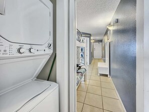 Unclassified image, 4 of 23, button