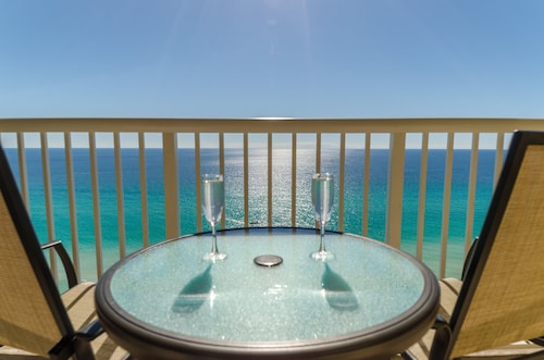 Paradise Harbor Grand Panama PCB-Beachfront 2Bd+Bunks-2Ba-Pet Friendly