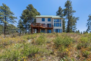 Exterior - Incredible Views, Great Deck, Pet Friendly! (Durango)