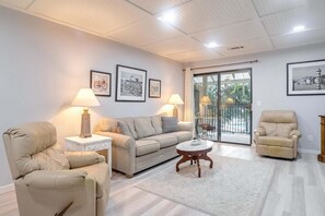 Smart TV, DVD player