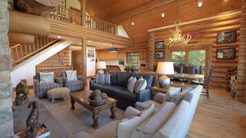 Smart TV, fireplace, books, stereo