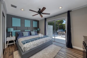 3 bedrooms, desk, iron/ironing board, travel cot