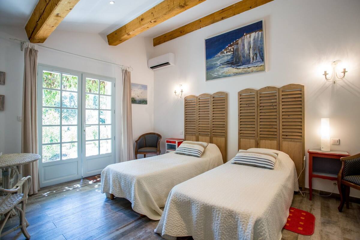 Literie de qualité supérieure, décoration personnalisée