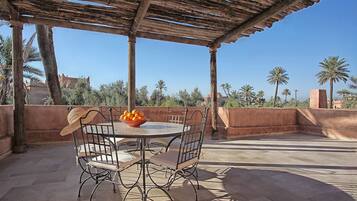 Family Villa, 4 Bedrooms | Terrace/patio