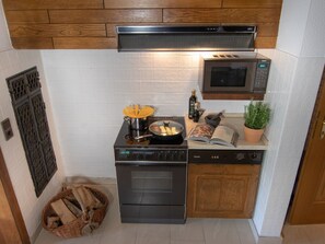 Appartement, privébadkamer, uitzicht op tuin | 1 slaapkamer