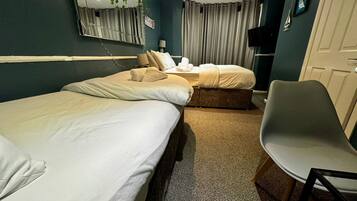 Tripla Standard, bagno in camera