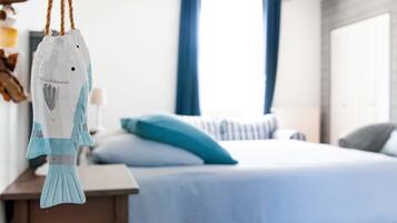 Standard Quadruple Room, Ensuite, Garden View (1)