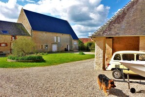 Exterior - La Ferme D'ervée de Saint-Roch (Isigny-sur-Mer)