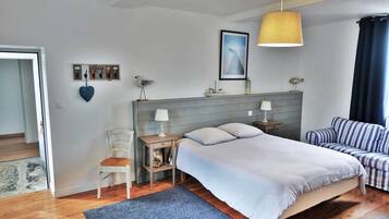 Ropa de cama de alta calidad y cortinas blackout