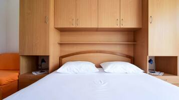 Apartment, 2 Bedrooms, Terrace, Partial Sea View | 1 bedroom, iron/ironing board, free cots/infant beds, free WiFi