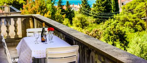 Apartment, 2 Bedrooms, Terrace, Sea View | Balcony