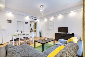 Apartemen Klasik | Restoran ryokan