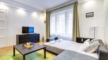 Klassiek appartement | Woonruimte | Televisie
