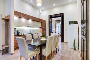 Comfort Apartment | Private kitchen - Real Apartments Klauzal (Budapest)