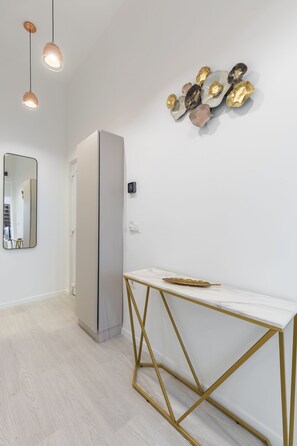 Executive Apartment | Living area | 103-inch LED TV with digital channels, TV - Real Apartments Múzeum (Budapest)