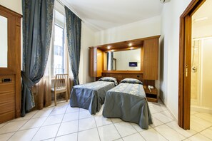 Chambre Standard Double ou avec lits jumeaux