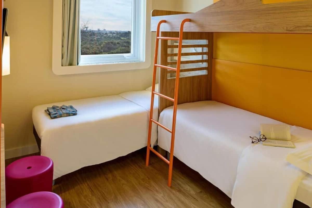Superior kamer | Verduisterende gordijnen, geluiddichte muren, gratis babybedden