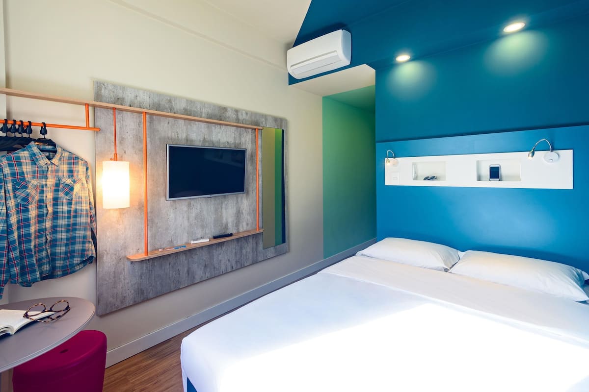 Verdunkelungsvorhänge, schallisolierte Zimmer, kostenloses WLAN