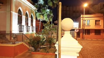 Fachada da propriedade