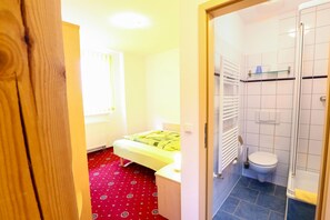 Apartment (Fewo) | Desk, soundproofing, free cribs/infant beds, free WiFi - Hotel Pension Petridamm (Rostock)