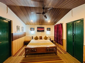 Rollaway beds, bed sheets