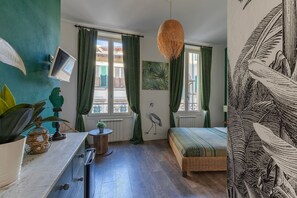 Deluxe Double Room, 1 King Bed, City View | Premium bedding, individually decorated, individually furnished, desk - Coderooms (Florence)