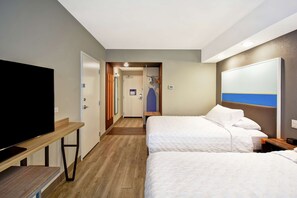 Individually decorated, individually furnished, desk, blackout curtains - Tru by Hilton Salt Lake City Airport (Salt Lake City)