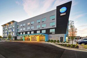 Exterior - Tru by Hilton Salt Lake City Airport (Salt Lake City)