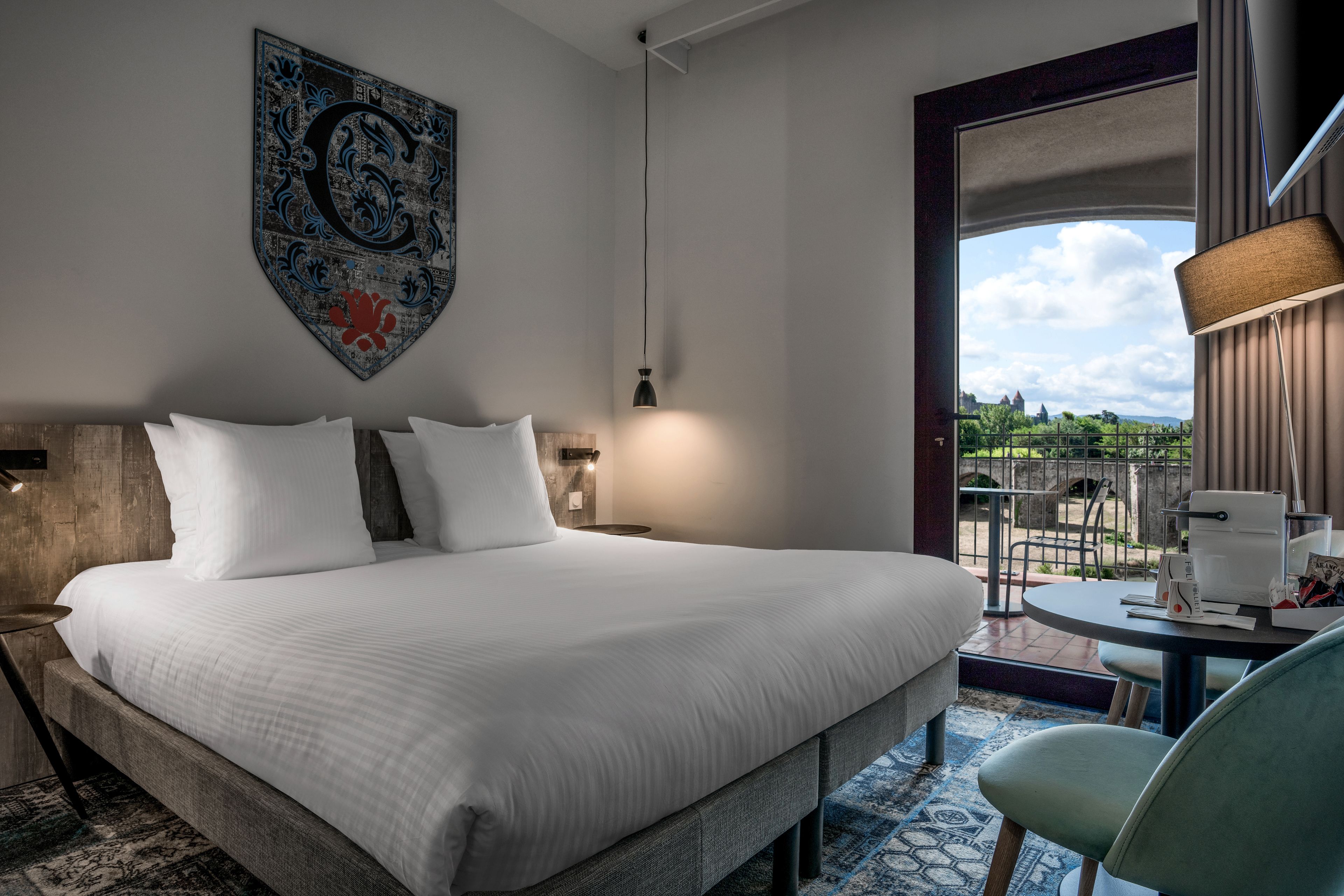 deluxe double room, terrace, city view | in-room safe, desk, free cots/infant beds, free wifi