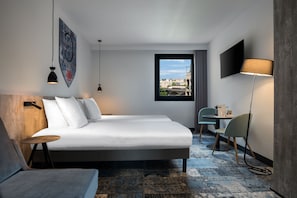 In-room safe, desk, free cots/infant beds, free WiFi - SOWELL HÔTELS Les Chevaliers (Carcassonne)