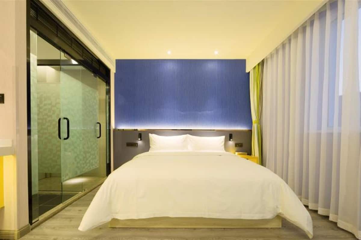 Superior Double Room | Down comforters, blackout drapes, free WiFi, bed sheets