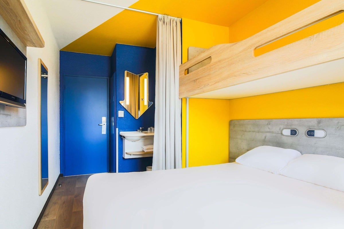 Trippelrum - flera sängar | Skrivbord, ljudisolering, gratis wi-fi och sängkläder