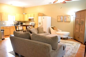 Maison Confort, 2 chambres | Coin séjour