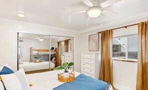 7 Schlafzimmer, Bügeleisen/Bügelbrett, WLAN, Bettwäsche