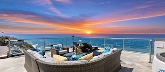 Beautiful Oceanfront Sanctuary E952-0