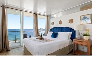 5 bedrooms, iron/ironing board, WiFi, bed sheets