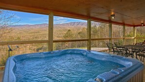 A hot tub with a view of mountains. - Bearfoot Memories: 180 Degree Views, Hot Tub (Gatlinburg)