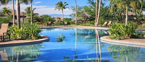 Expansive 5-Star Resort Living with all of the Advantages Of Home.