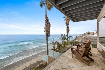 Charming Romantic Oceanfront Vacation Rental E1086-0