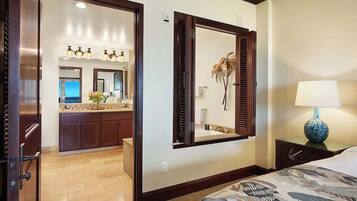 2 bedrooms, iron/ironing board, travel crib, free WiFi