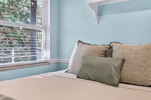 5 habitaciones, tabla de planchar con plancha y wifi gratis