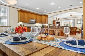 Dining - Exclusive Isla Bonita | Private Pool | Beach Views (Indian Rocks Beach)