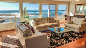 Smart TV, fireplace, DVD player, books