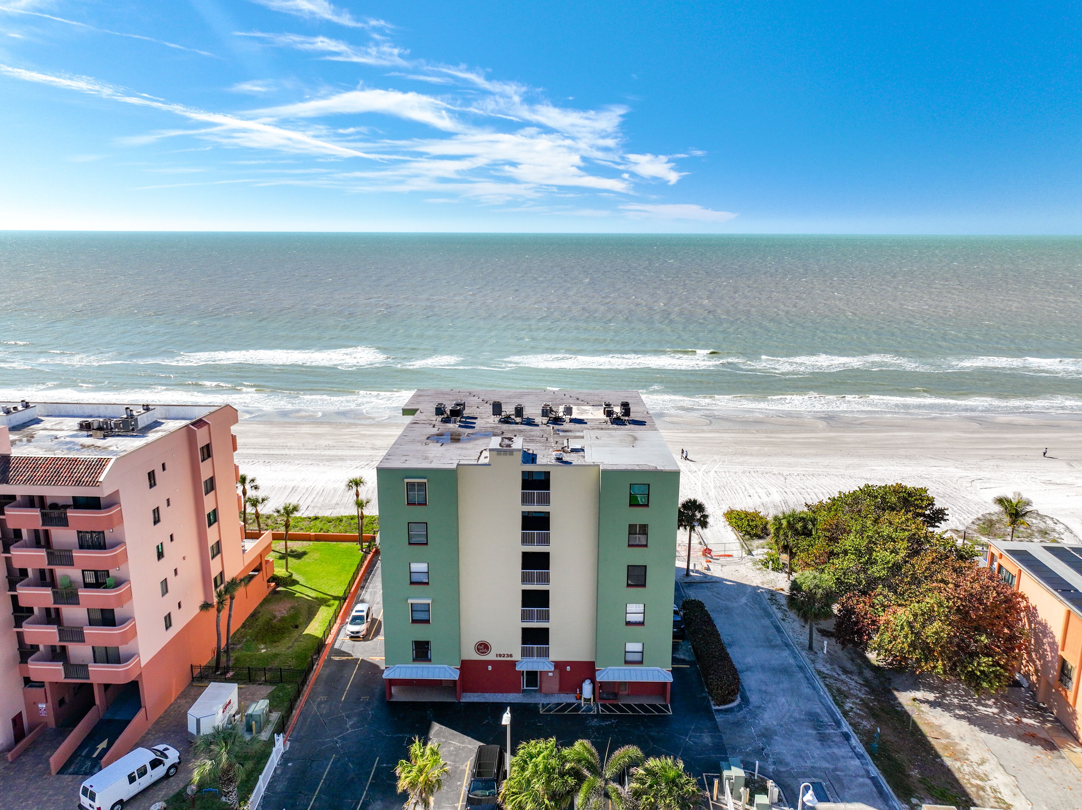 Pointe Condominium 502