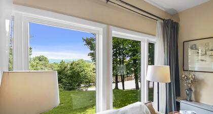 Kaunis, tilava 3 makuuhuoneen huoneisto Summit Village Sugarbush