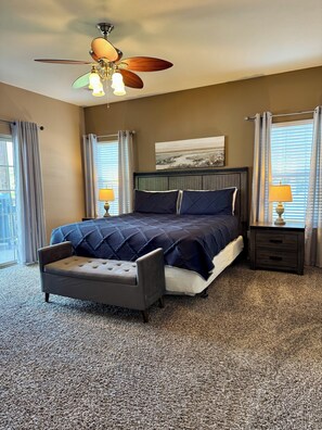 3 bedrooms, iron/ironing board, Internet, bed sheets