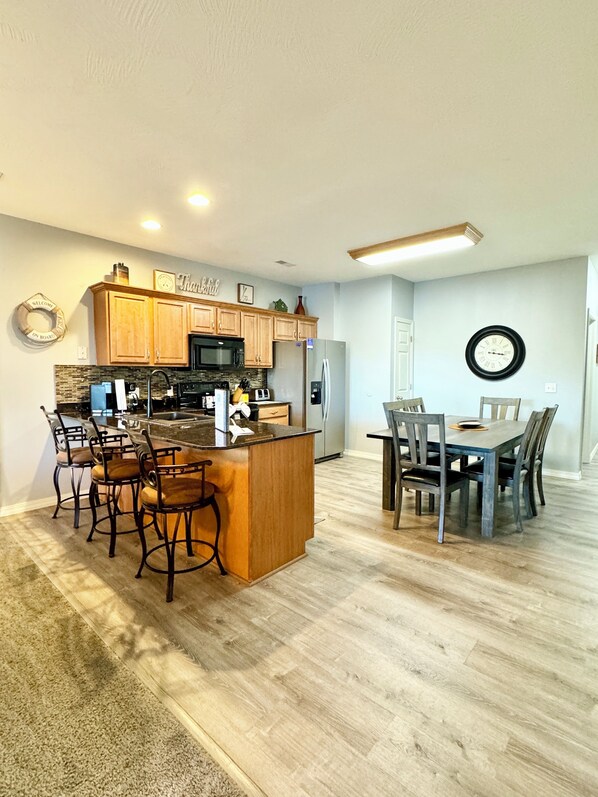 Fridge, microwave, dishwasher, coffee/tea maker